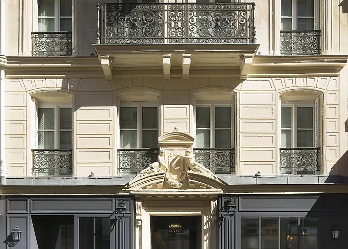 Les Plumes Hotel Parijs